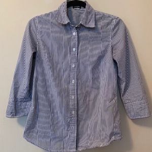 Button down,, three quarter sleeve shirt